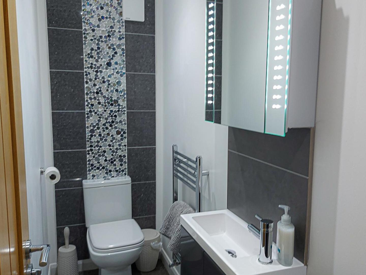New Quay Meadow View Apartments חדר תמונה